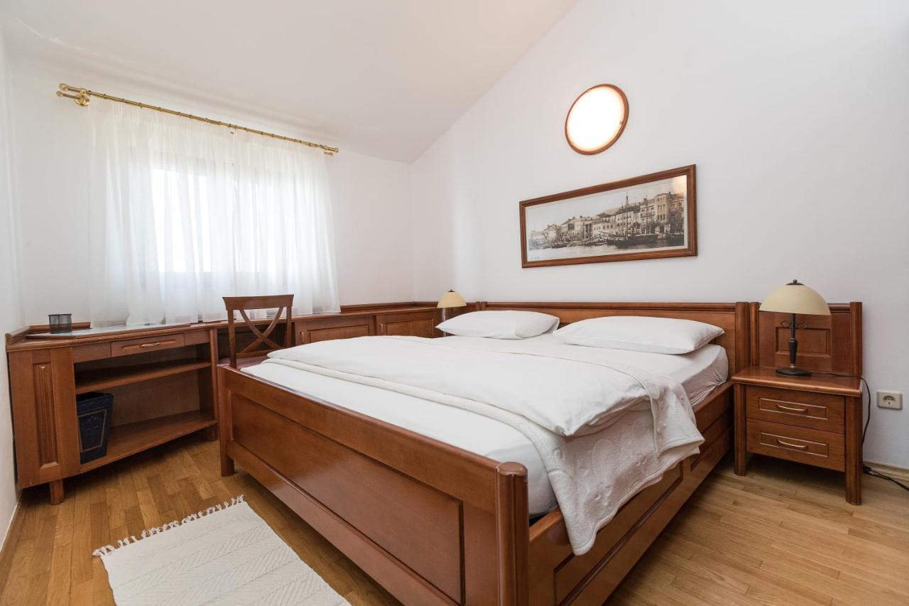 Apartments Villa Castello Crikvenica Dış mekan fotoğraf