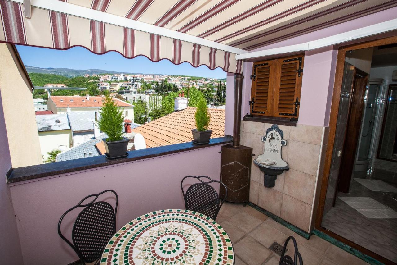 Apartments Villa Castello Crikvenica Dış mekan fotoğraf