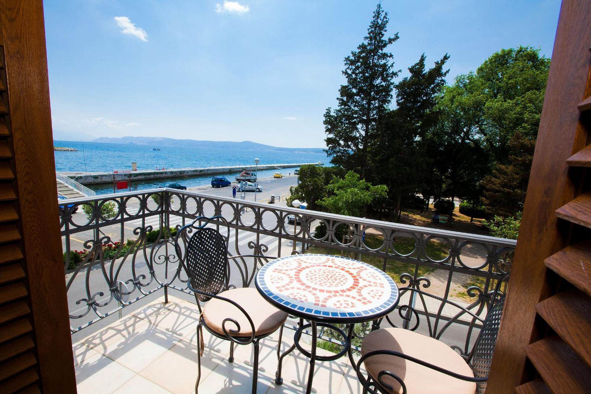 Apartments Villa Castello Crikvenica Dış mekan fotoğraf